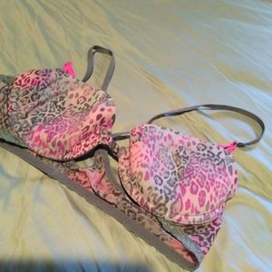 Beautiful leopard printed Victoria secret bra 36B